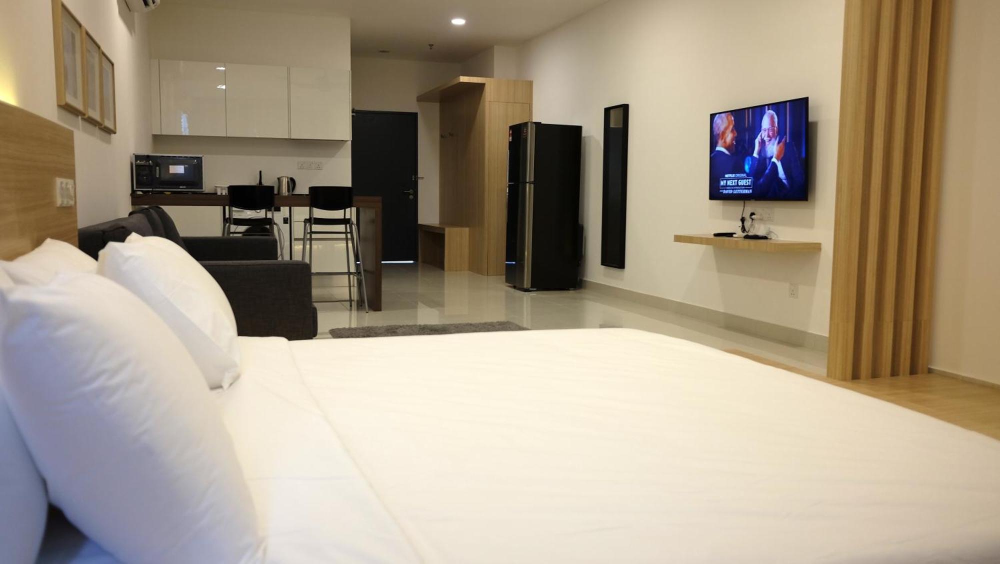 A Suites - Atria Sofo Suites Petaling Jaya Exterior photo
