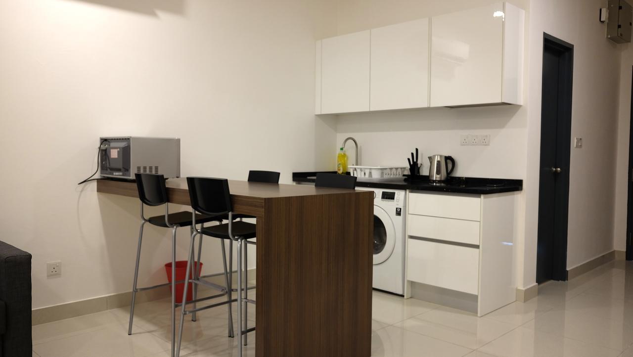 A Suites - Atria Sofo Suites Petaling Jaya Exterior photo